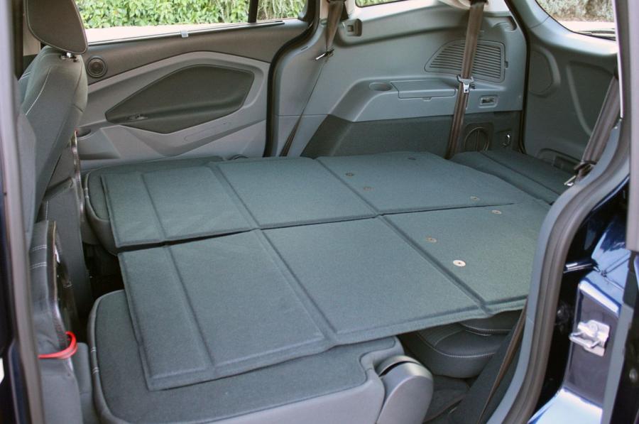  Ford Grand C-Max 2012 года  (фото 7 из 50)